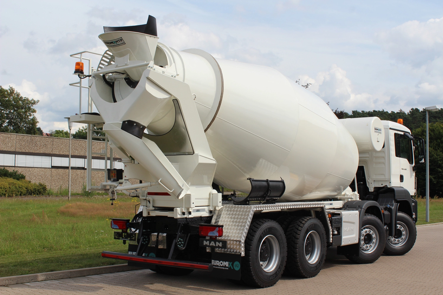 Concrete mixer rental in Construction Tools category