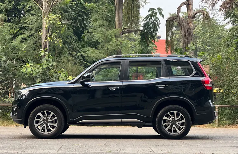 Self drive Mahindra Scorpio rental in Car Rental category