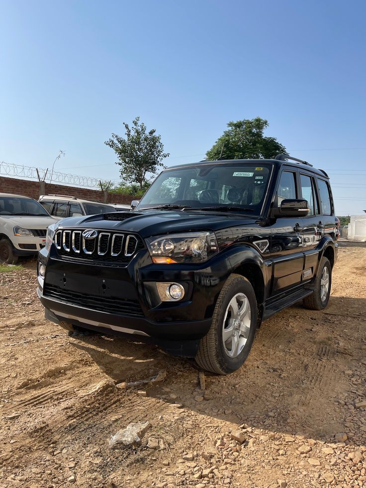 Mahindra scorpio rental in Cars category